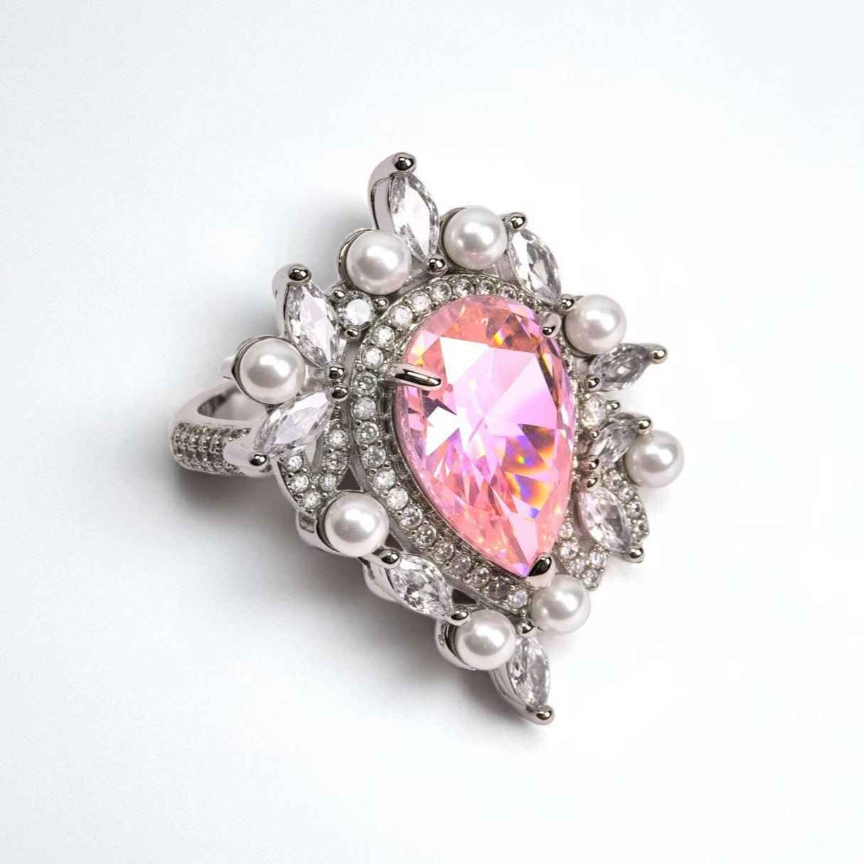 Floral cluster designed ring, pear - cut pink zircon - Sparkslette